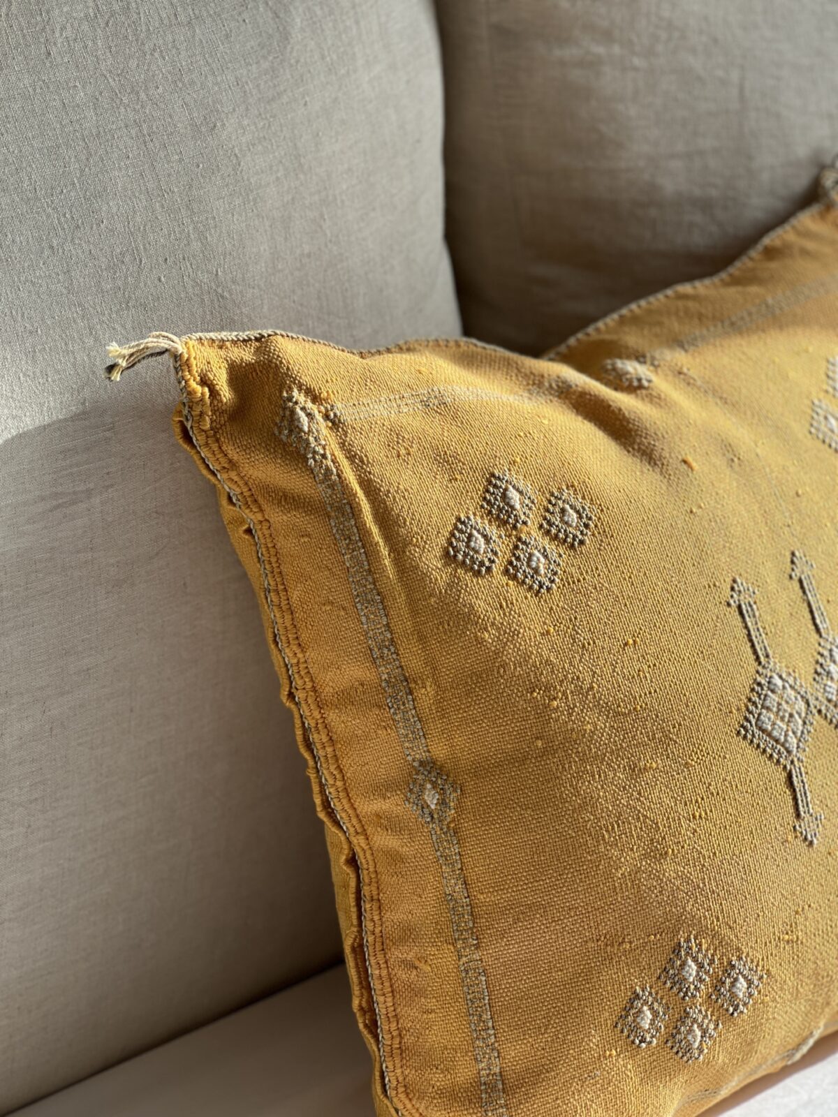 MOROCCAN SABRA CUSHION - MUSTARD - Image 3