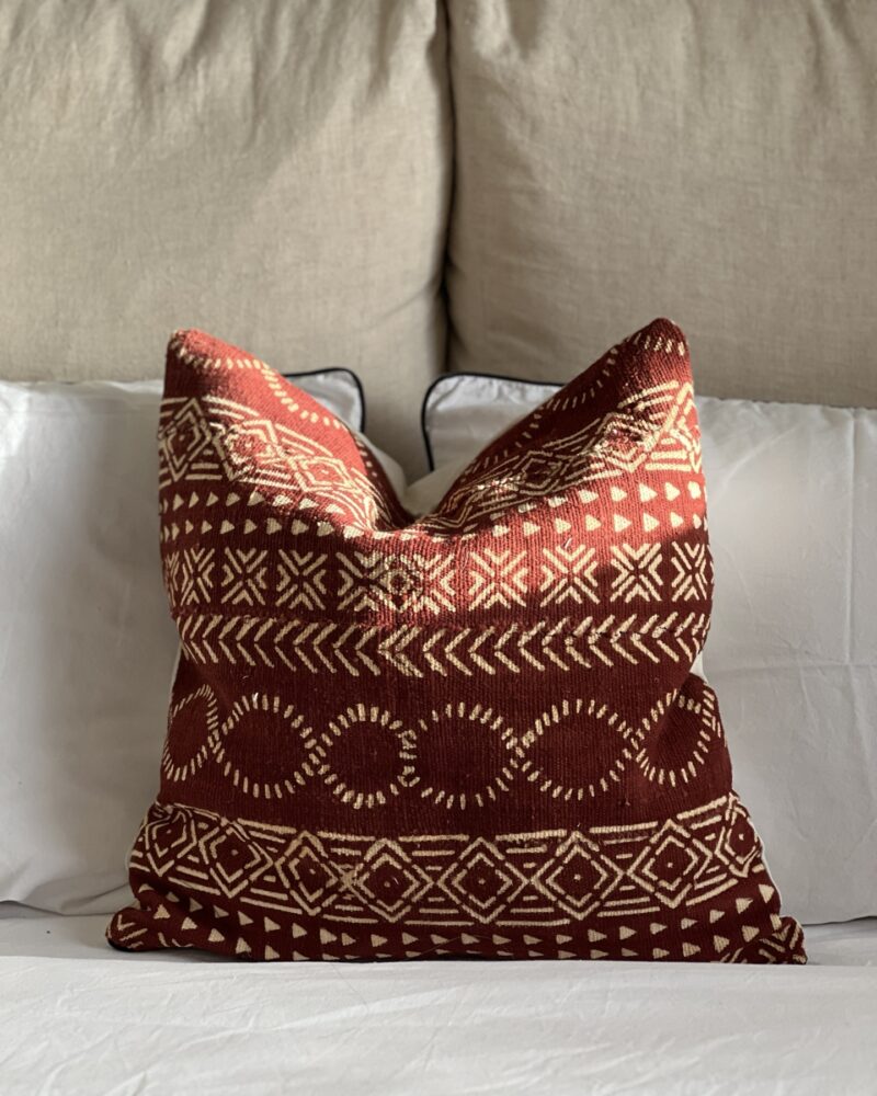 כרית נוי אפריקנית יין